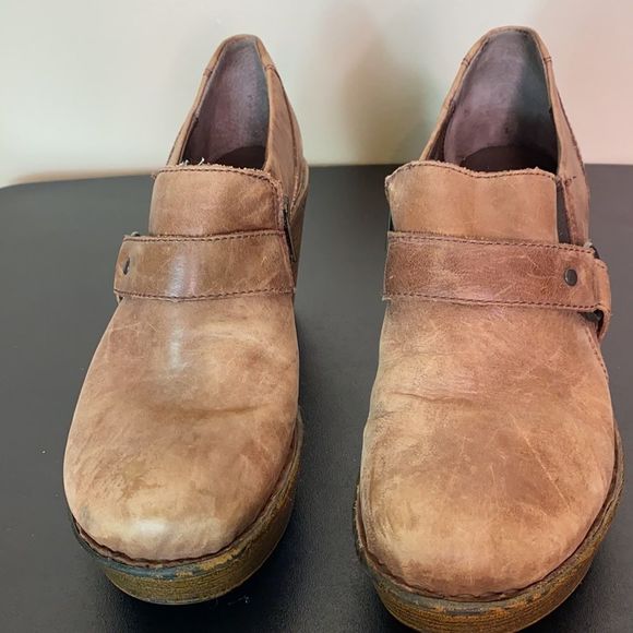 Born Tan Ankle Boots & Booties - Picture 4 of 11